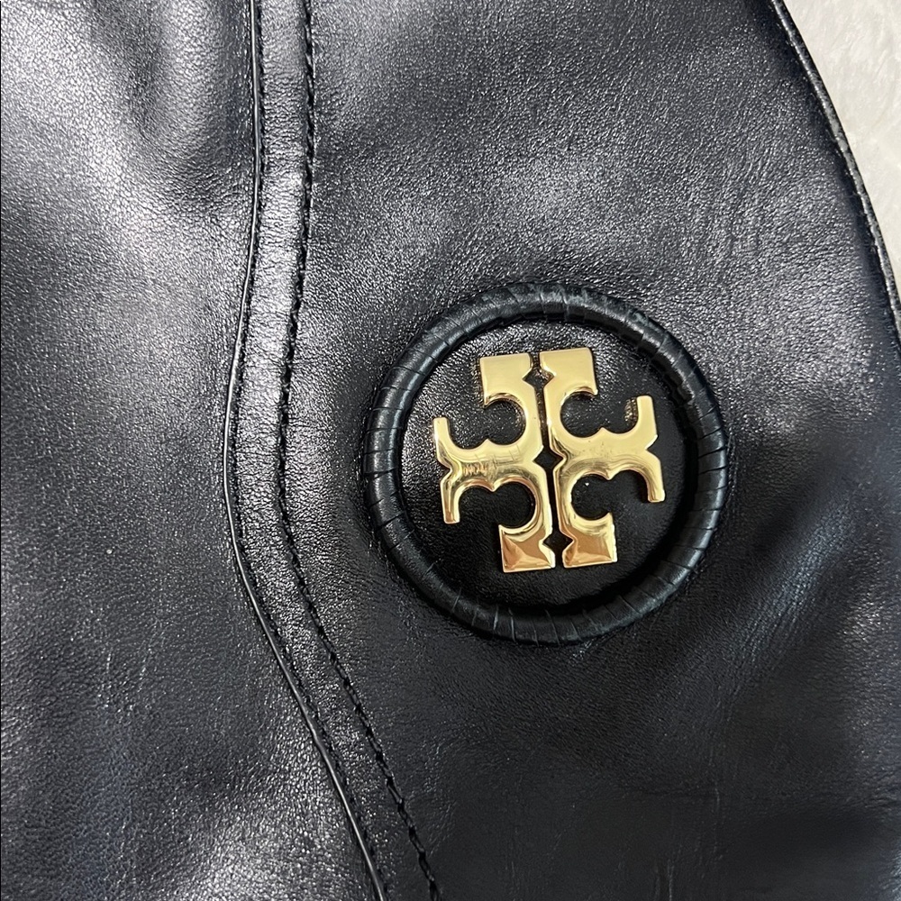 Tory Burch Black Leather Riding Boots Logo Medallion Knee High Size 7.5 - Picture 5 of 14